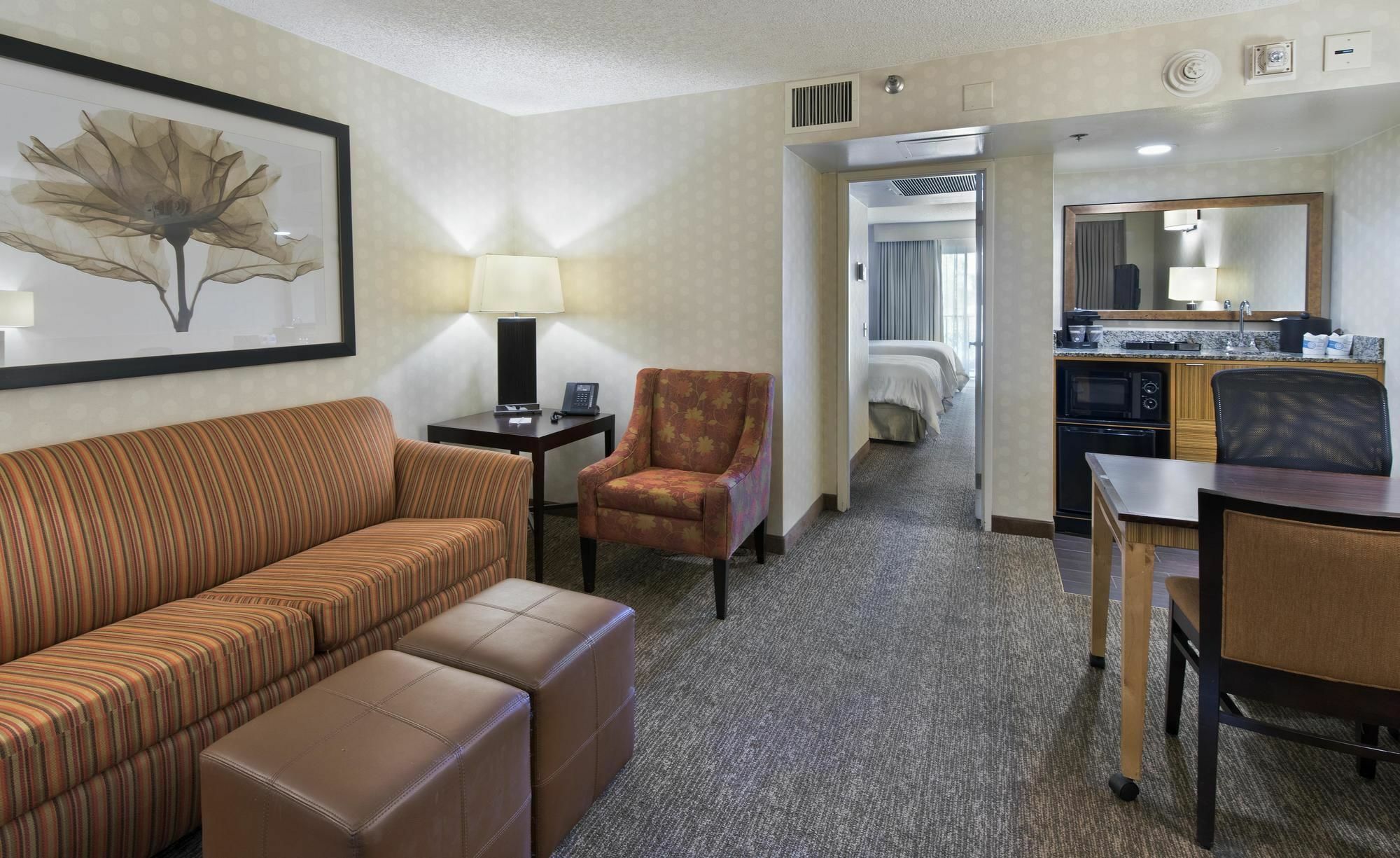 Embassy Suites By Hilton Los Angeles Downey Buitenkant foto