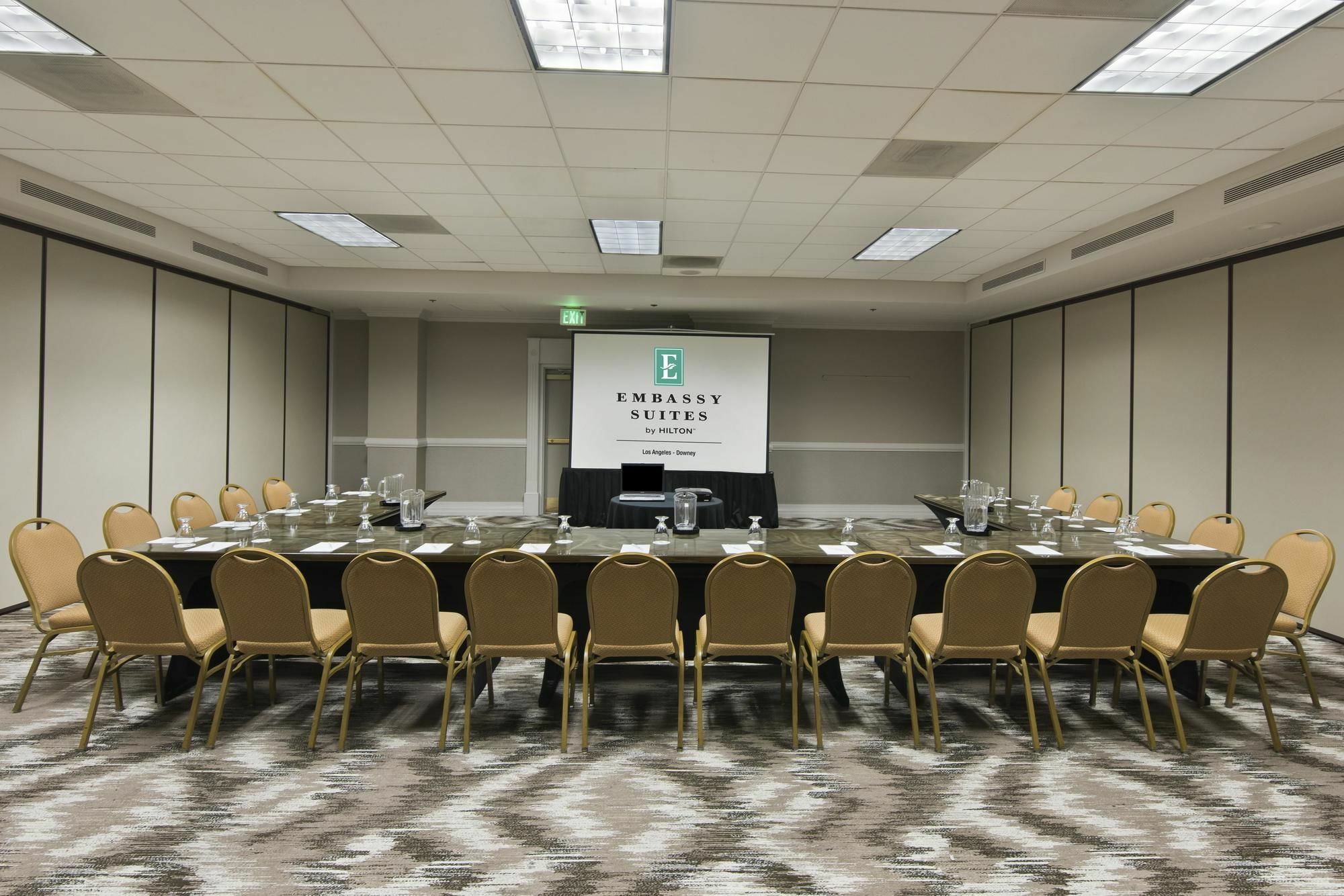 Embassy Suites By Hilton Los Angeles Downey Buitenkant foto